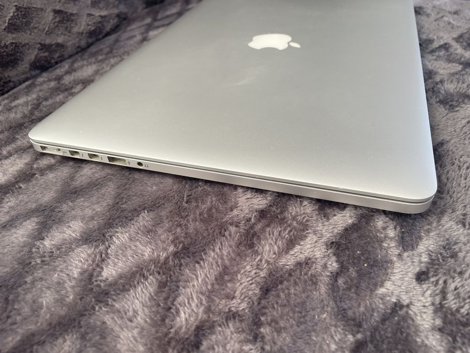 MacBook Pro Retina 15' i7 8GB Intel Iris Pro 2013