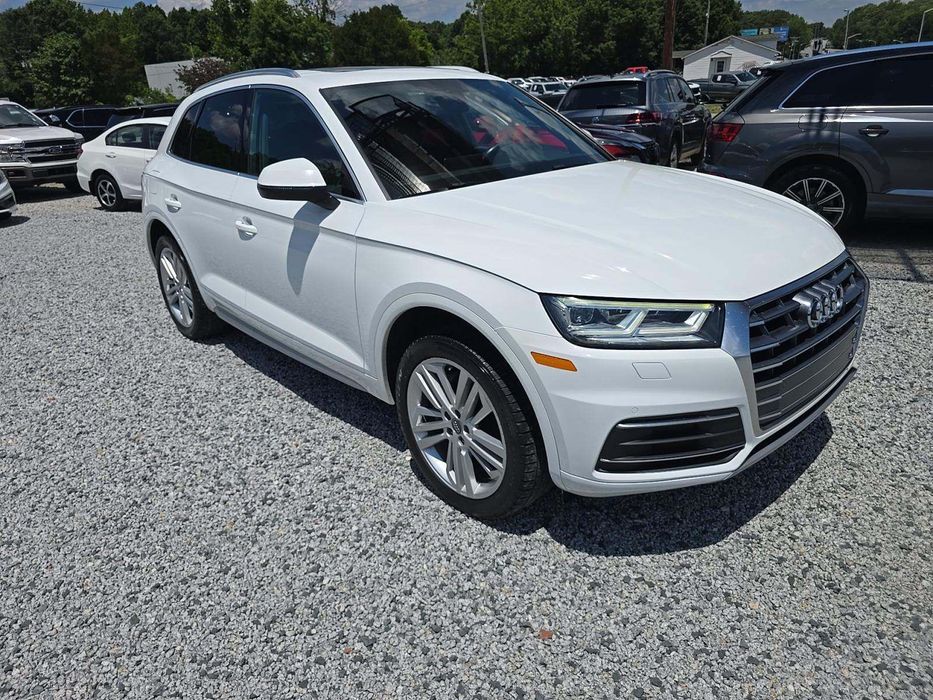 Audi Q5 Quattro / virtual / niski przebieg