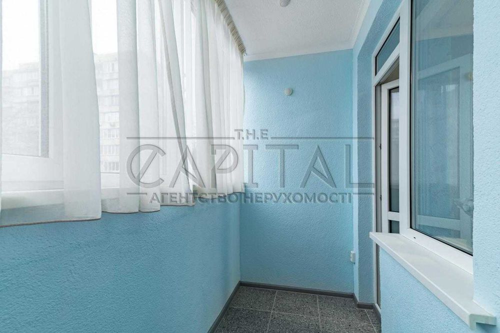 Продаж 3к квартири, пер. Тбіліський, метро Політех, Шевченківський р-н