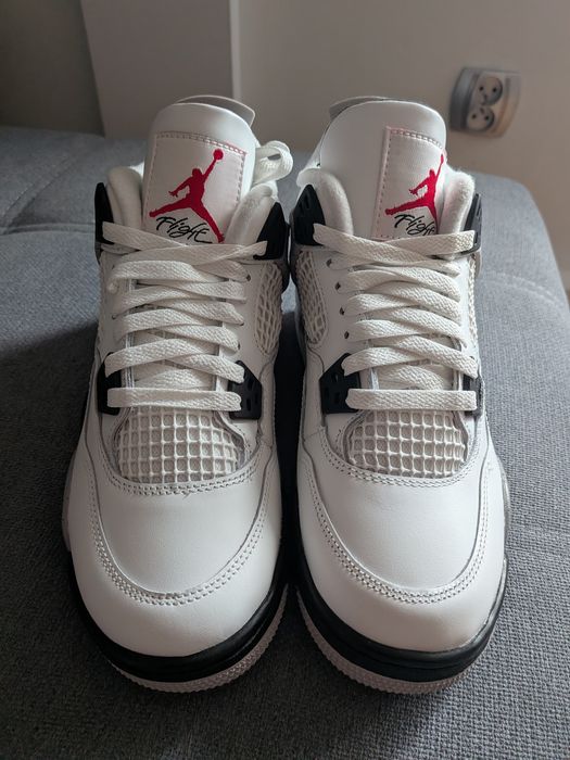 Nike Air Jordan 4 White Cement