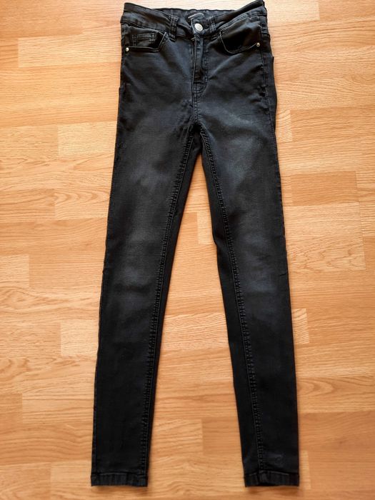 House ciemne jeansy 32