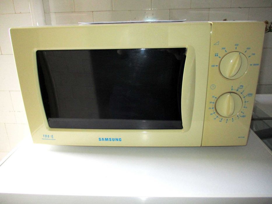 Microondas Samsung M1719N Micro-ondas
