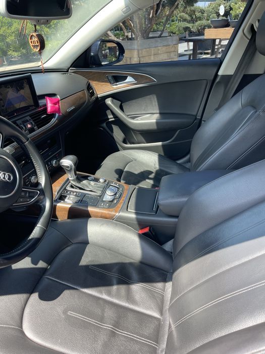 Автомобіль Audi A 6