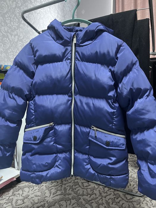 Весняна тепла куртка на дівчинку 122 размер