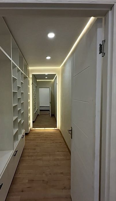 Продажа  квартиры , 2-х комнатная 52 кв.м,  Каменское ЦЕНТР