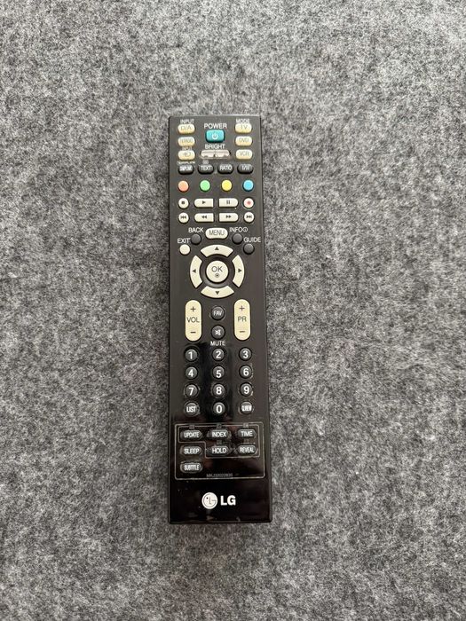 Oryginalny pilot do TV LG