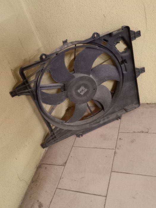 Peças Renault Clio 1.5 DCI comercial 2004