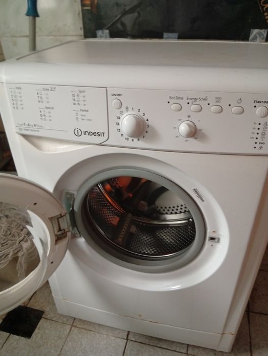 Стиральная машинка Indesit 6kg