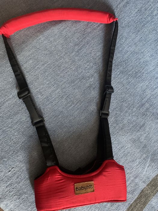 Ходунки дитячі,вожді, поводок.