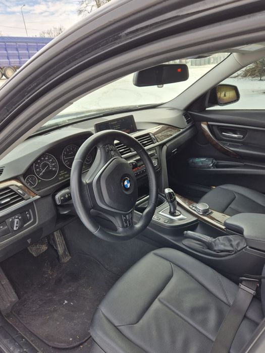 BMW f30 328ix 2015 року