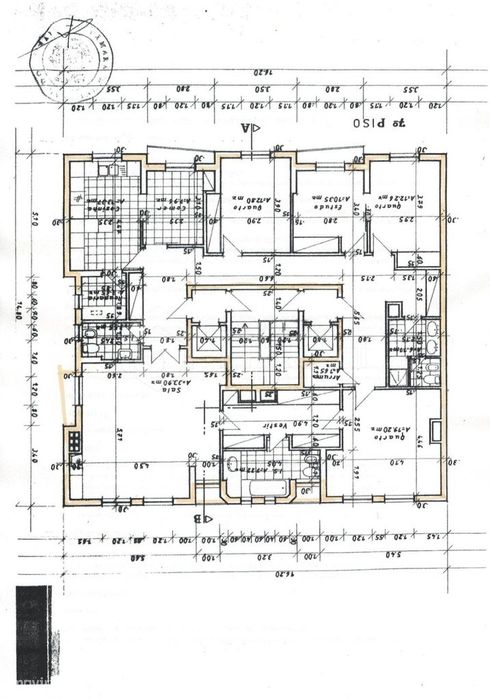 T4 com 209 m², vista 360º, sol todo o dia e garagem de 78 m² | Corroio