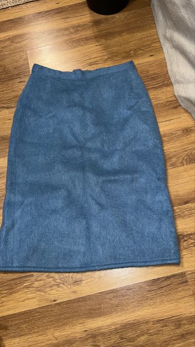 Gruba pluszowa spódnica hand made na ppdszewce niebieska L 40