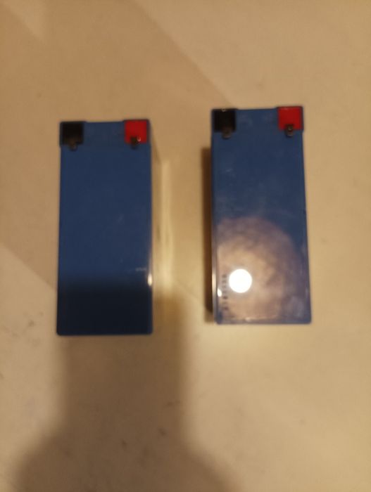 Baterias de 12 V-7Ah,em bom estado,mas vão sem carga, marca MAX Energy