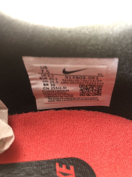 Korki piłkarskie nike