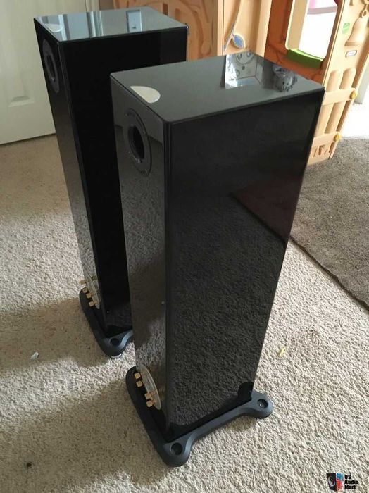 Monitor Audio Gold GS 20 Signature (preto piano)