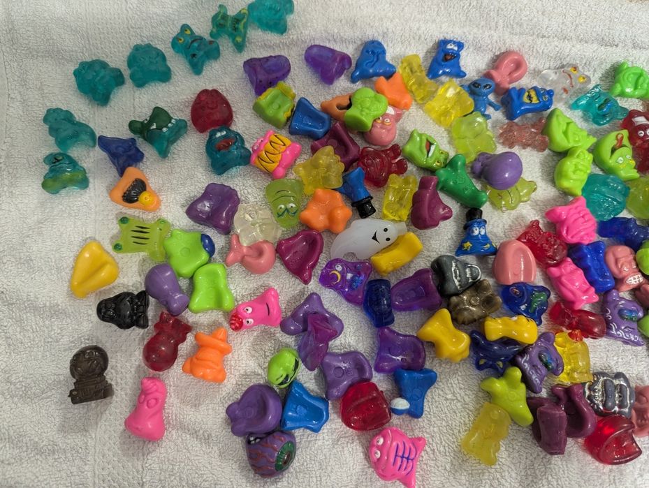 Crazy Bones Gogos