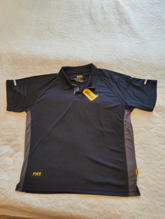 Футболка  polo Dewalt.