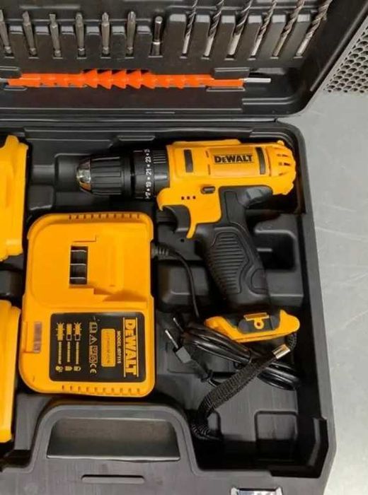 Акумуляторний 5A шурупокрут dewalt 24В із насадками в кейсі шуруповерт