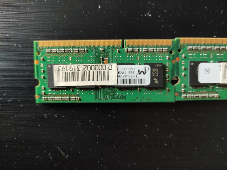 Продам память для ноутбука(б/у)Crucial SODIMM DDR3 2* 2Gb 1333MHz PC