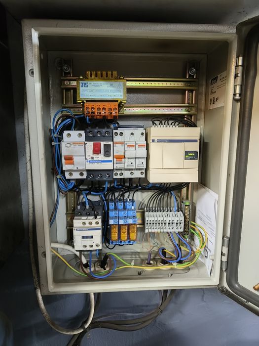 Elevador hidráulico de pessoas, movimento 3M (expansível), max 500kg