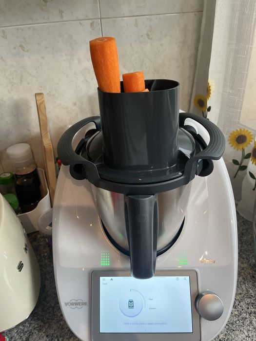 Vendo Bimby TM 6 com mandolina