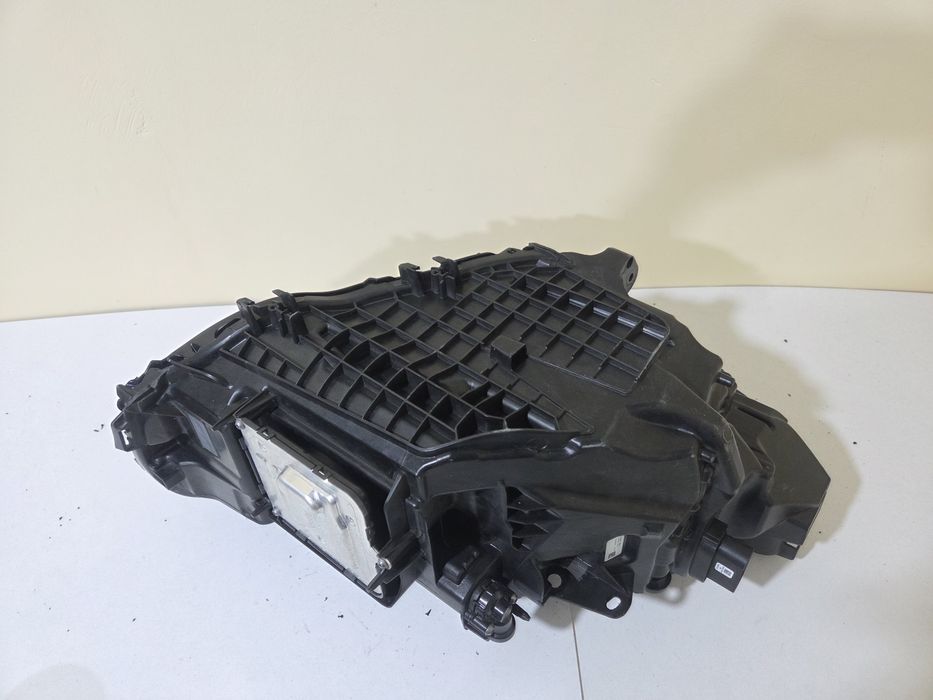 Фара ліва Volvo XC40 2023-2026 Pixel USA