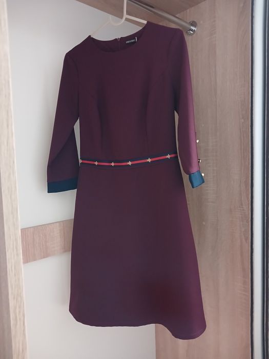 Плаття жіноче класичне