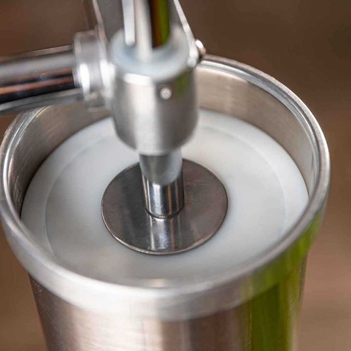 Ręczna nadziewarka do kiełbasy 3kg Klausberg Pionowa