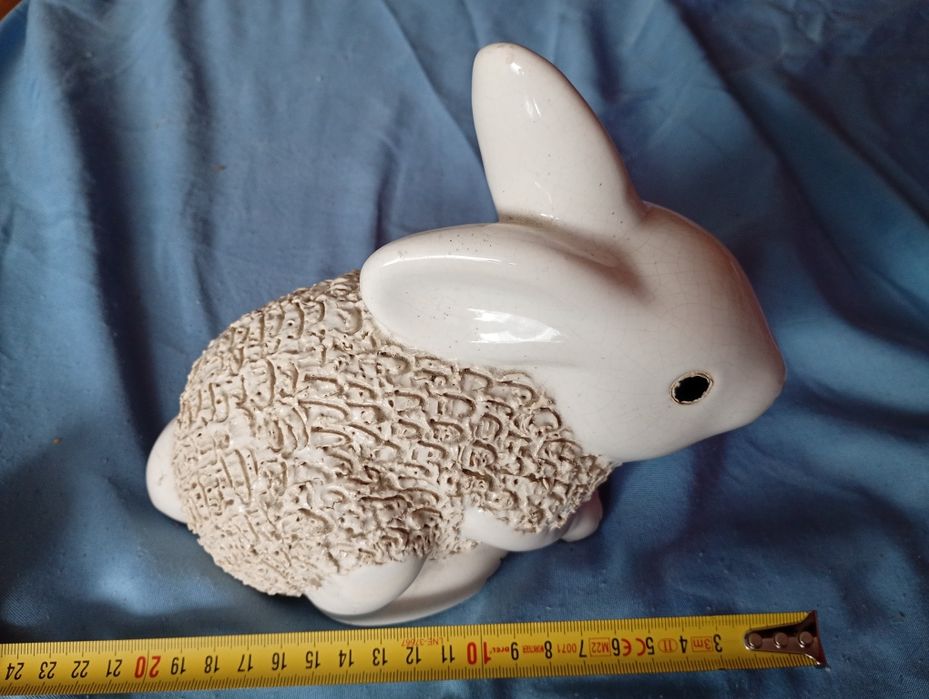Królik zając ceramiczny