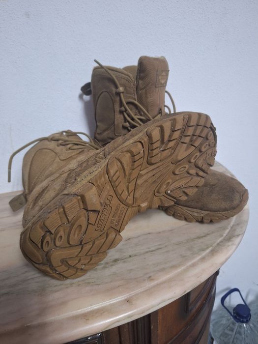 Cinturão tactical TEMPLAR'S GEAR + Botas Merrell