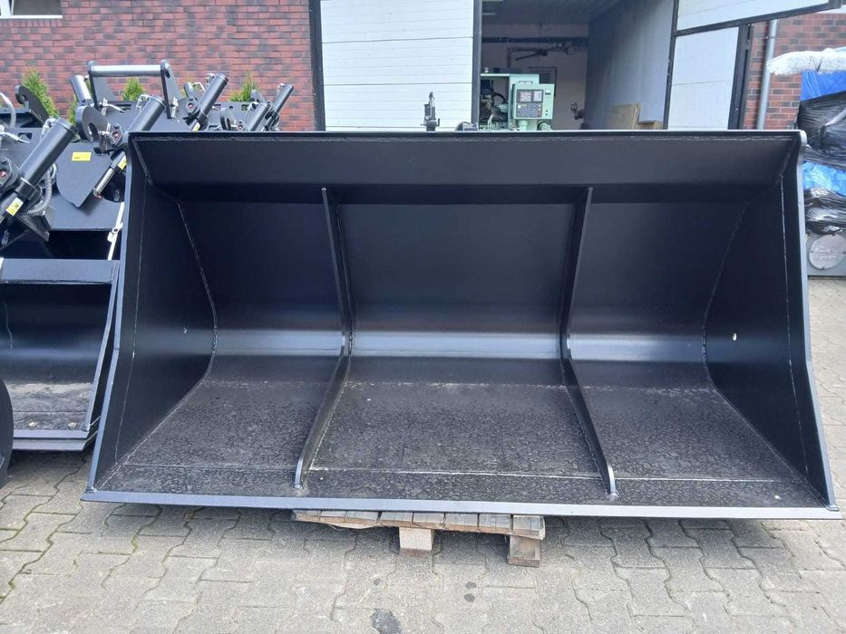 Łyżka objętościowa szer. 2m40 , poj 2,2m3 JCB 530, 531, 532, 535 ,540