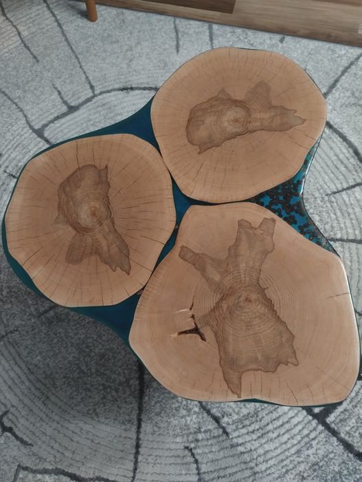 Stoliki z żywicy epoksydowej