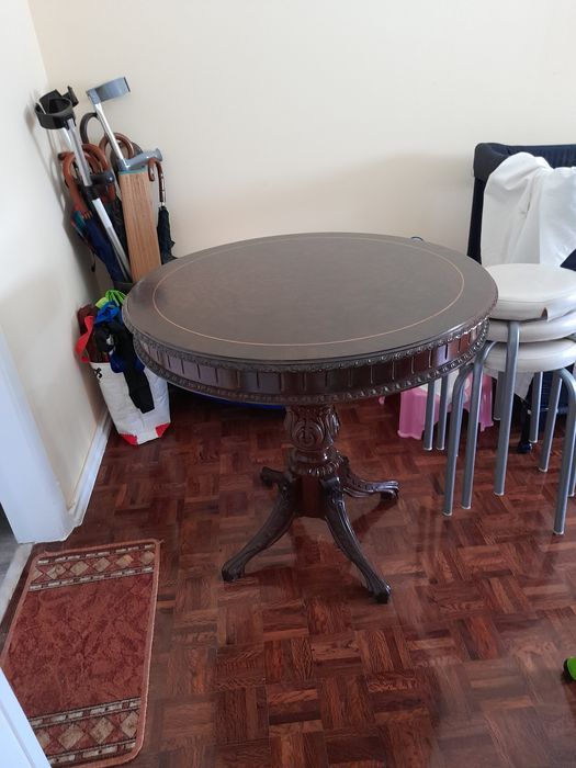 Mesa de sala (madeiras nobres)
