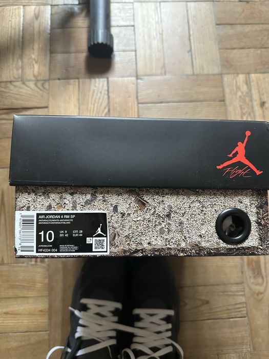 Tenis jordan 4 RM Nigel Silvester cinzentos