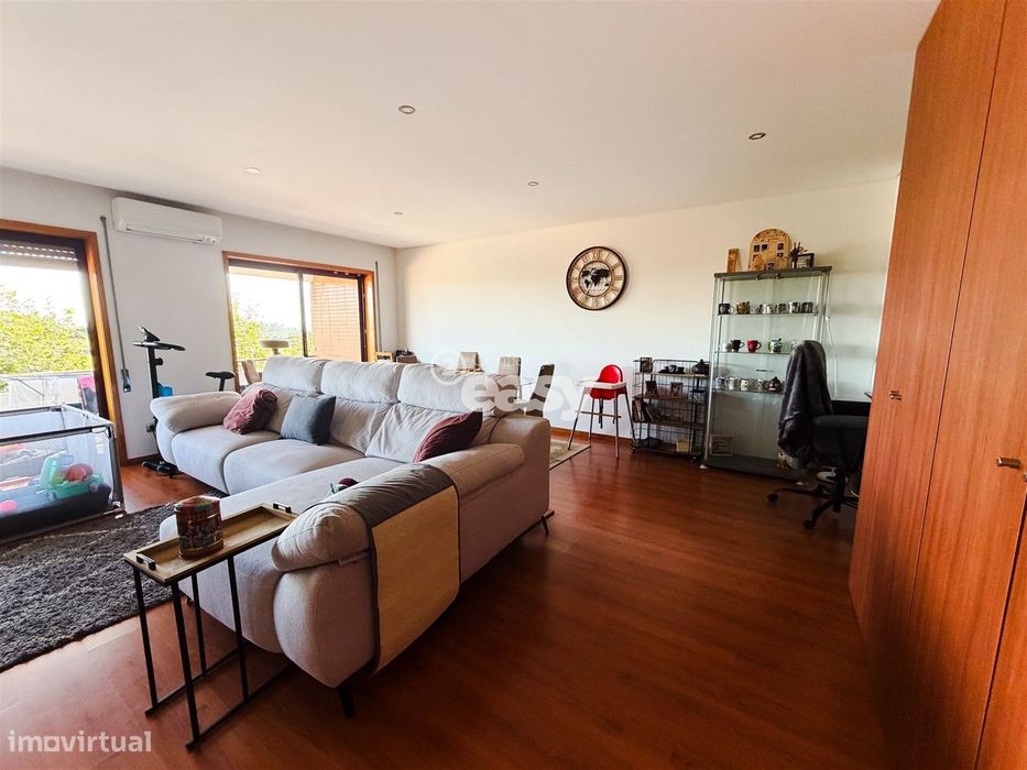 T3 Duplex Em Macieira Da Maia