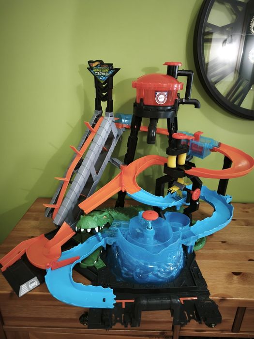 hot wheels 4 zestawy