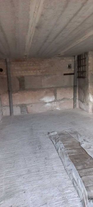 продам капітальний гараж