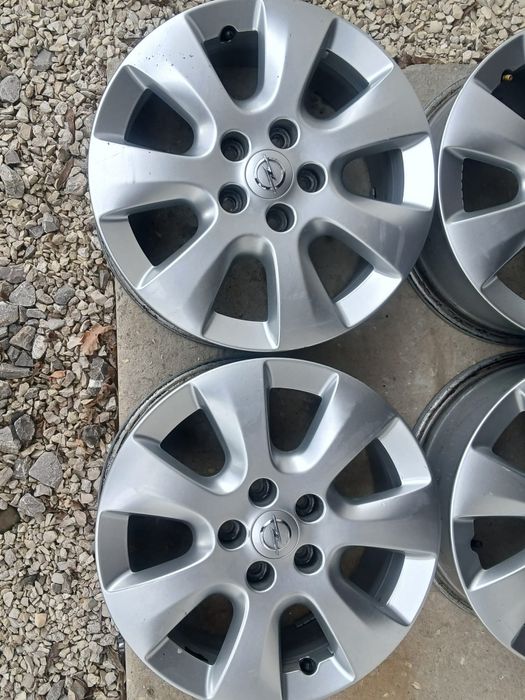 Komplet  oryginalnych FELG OPEL COMBO E 2018 16" 5X108