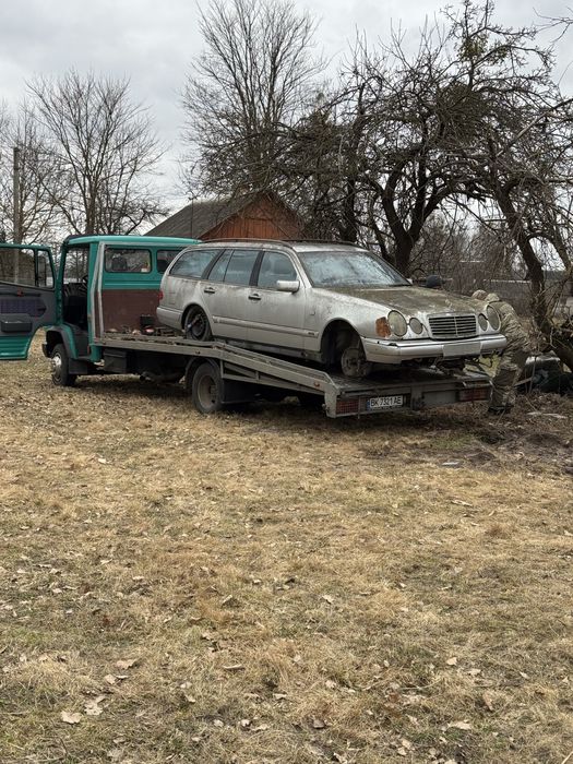 Розбираю 210 мерс універсал