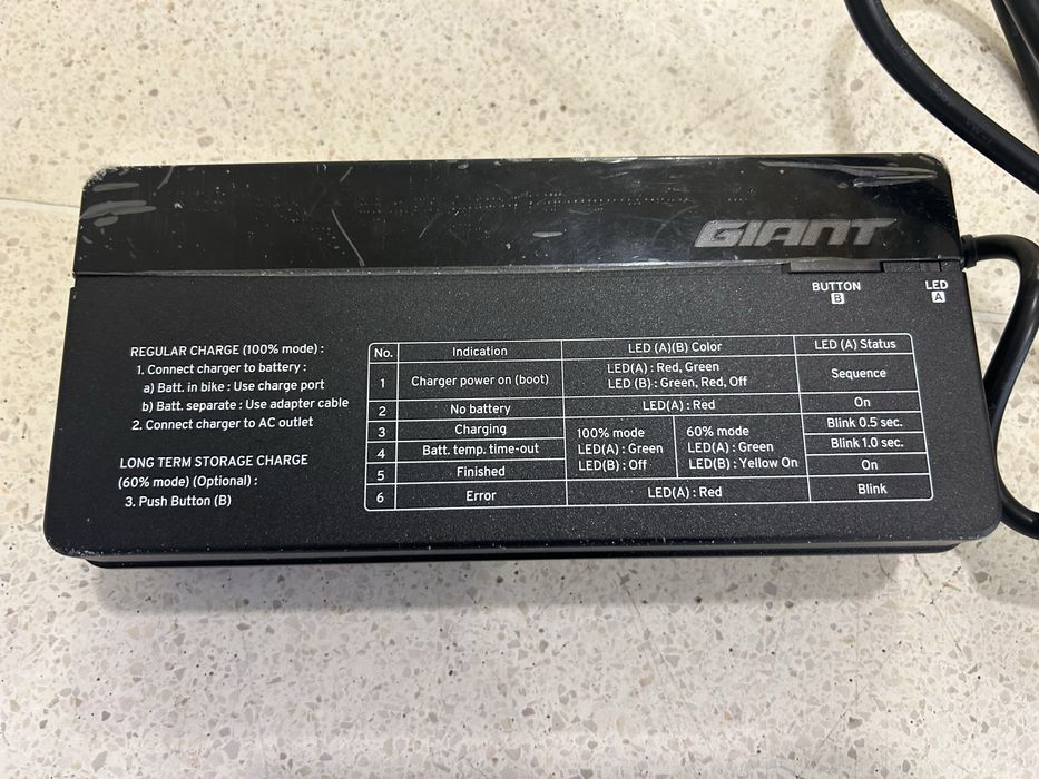 Carregador ebike Giant