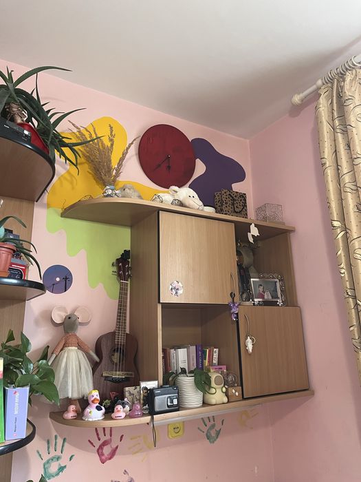 Комплект меблів (можна окремо) стіл з ящиками, підвісні полички, шафа з поличками збоку