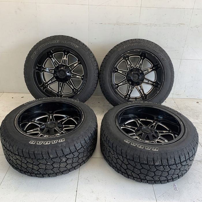 Koła 22" Felgi La Chanti Off-Road Opony 35/12,50R22Lt Dodge Ram V 1500 24R