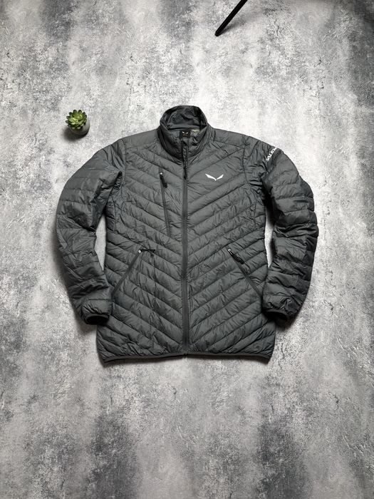 Жіночий мікро пуховик/ куртка Levis/ Salomon