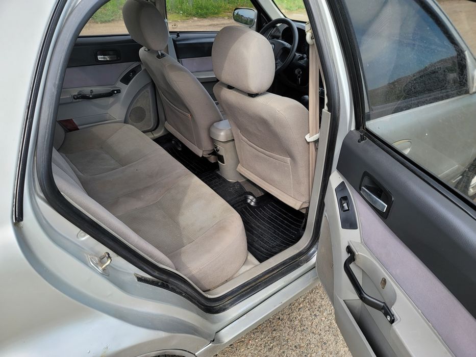 Автомобіль Geely CK