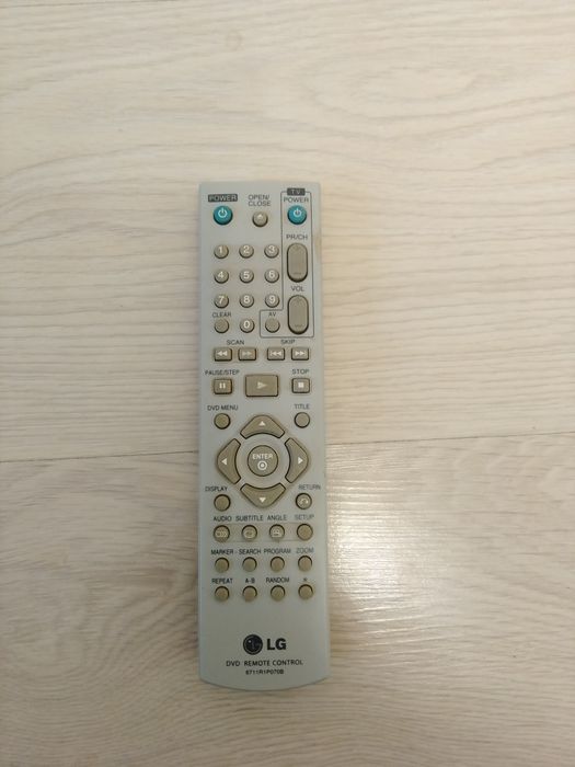 DVD програвач LG ds563x