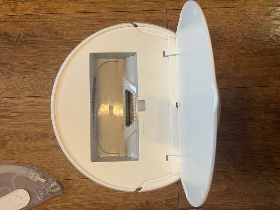 Робот-пилосос з вологим прибиранням Xiaomi Mi vacuum mop 1
