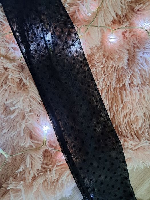 Elegancka czarna sukienka