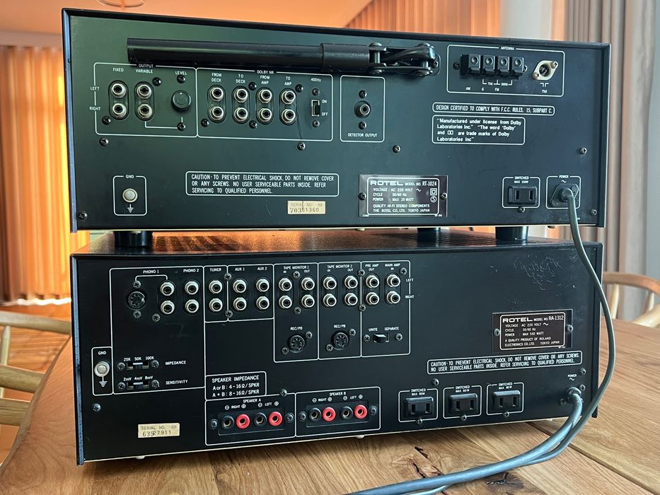 Tuner ROTEL RT-1024, 