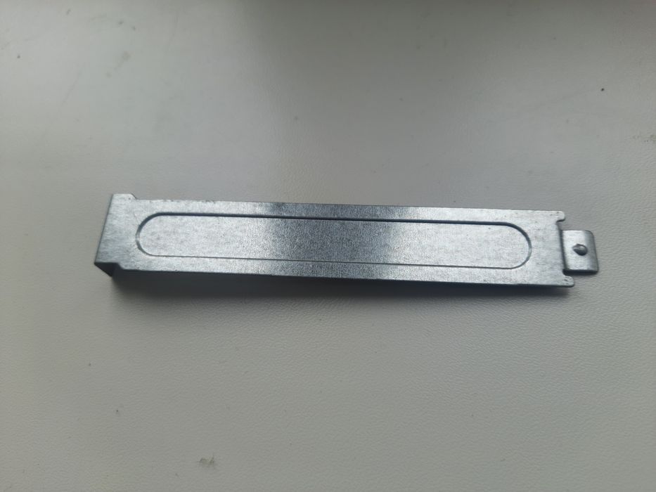 Заглушка на заднюю и переднюю панель системного блока компьютера.
Цена