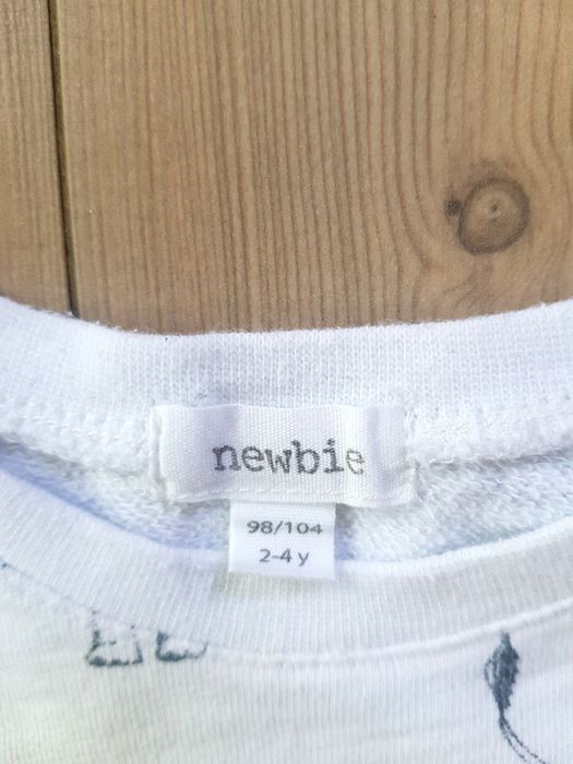 KappAhl NEWBIE bluza sweatshirt 98/104 biała słomie żyrafy lindex